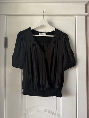 Pants Store Black V-Neck Pleated Short Sleeve Blouse